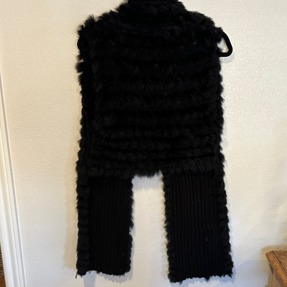 John Fashion Black Woven Fur Vest with Woven Accents Size S - Picture 5 of 5